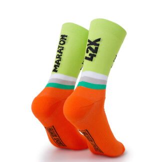 calcetines para maratón naranja pistacho
