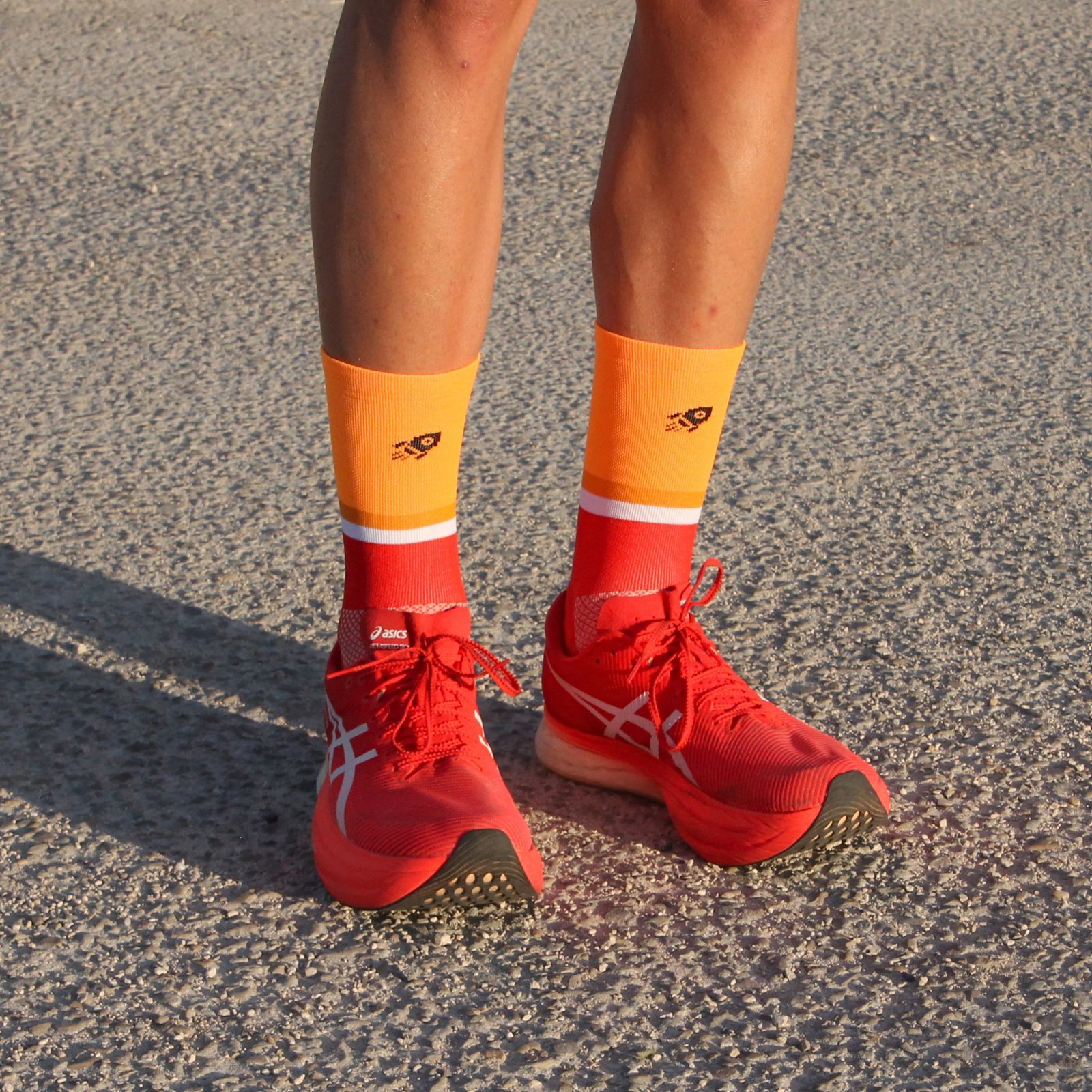 Full_Speed_Naranja_Flúor CALCETINES RUNNING FULL SPEED NARANJA FLÚOR/ROJO - Imagen 2